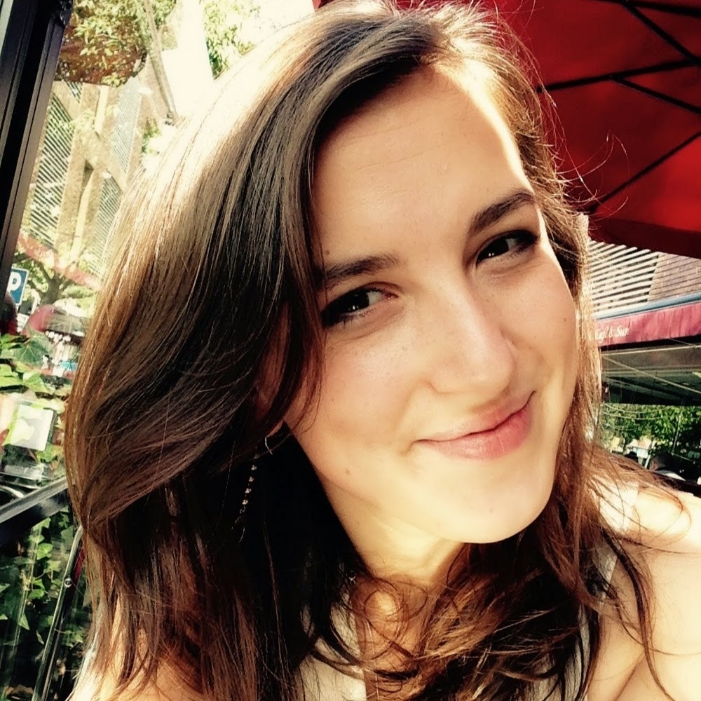 Meet your Posher, Abbey